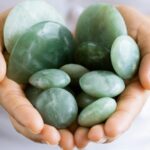 El Poder del Jade: Descubre el Significado Espiritual de esta Piedra Sagrada