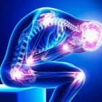 El significado espiritual del dolor de espalda alta: Descubre cómo sanar cuerpo y mente.