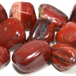Piedra de Jaspe Rojo: Descubre su significado espiritual y poder transformador