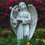 Ángel 16: Su significado espiritual revela mensajes divinos y protección.